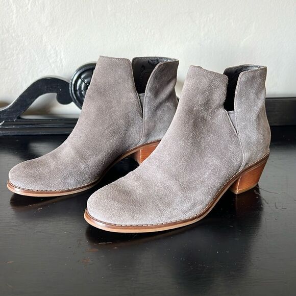 Cole Haan Women's Abbot Bootie D44683 Stormcloud Suede 6 - Picture 1 of 11